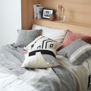 ACTUS cushion