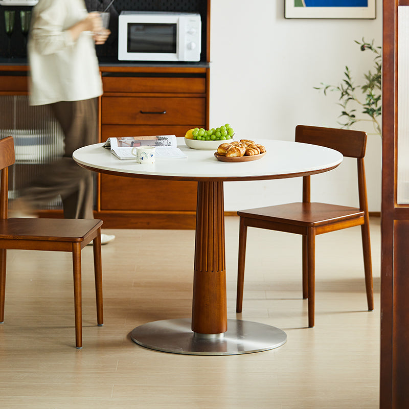 CAGUUU ツゲ材 木製ミニラウンドダイニングテーブル ツゲ材 木製ミニラウンドダイニングテーブル | 無垢の趣と可憐な