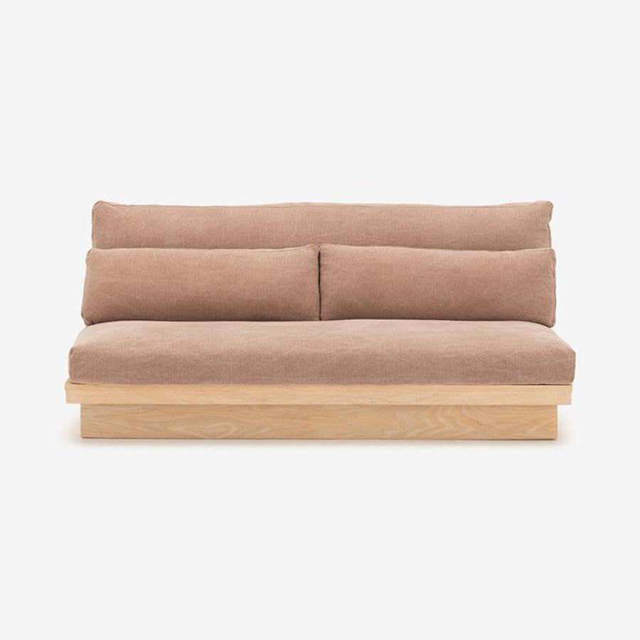 アクタス　JARVI sofa ACTUS（アクタス）から、ロースタイルがゆったりと心地良い