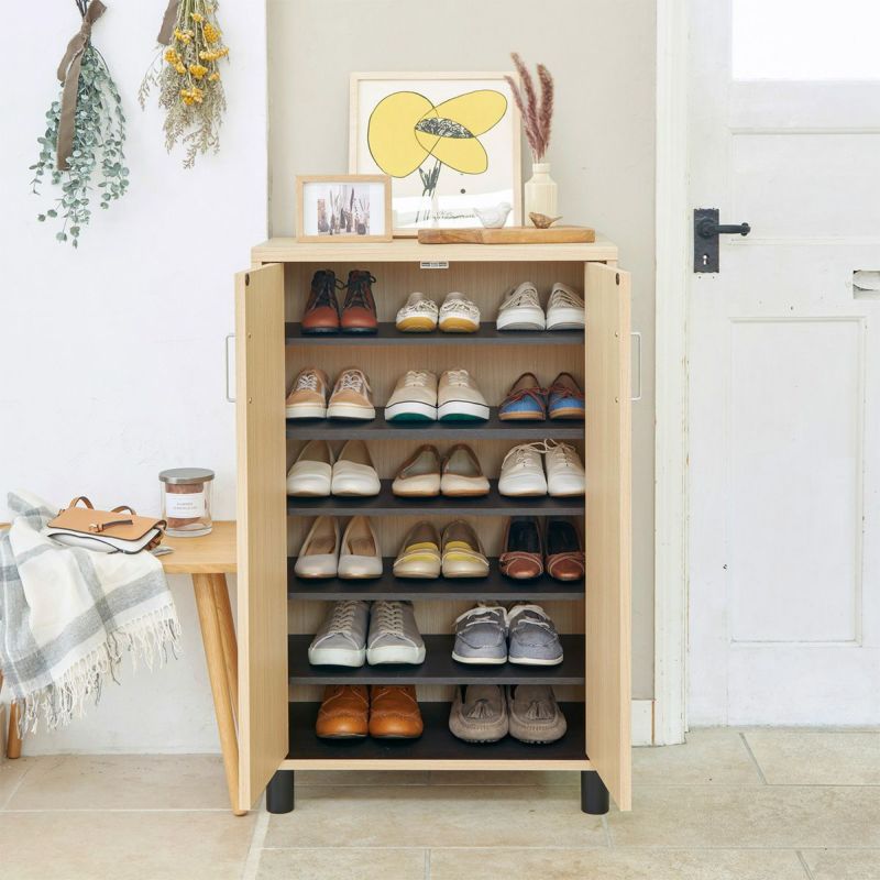 Shoe cabinet, shoe box, width 63cm, height 99cm, white, white wood, door, holds about 18 pairs of shoes, shoe cabinet, entryway storage