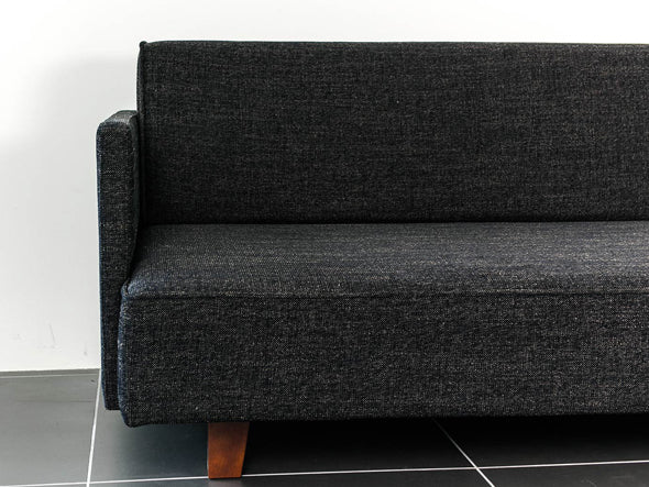 UK ONE ARM SOFA