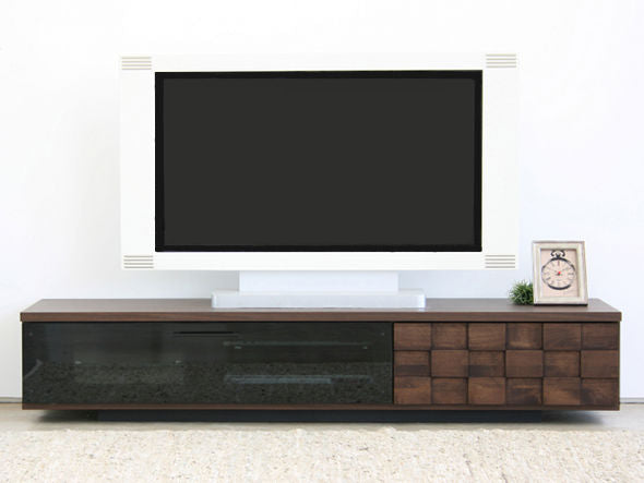 TV BOARD