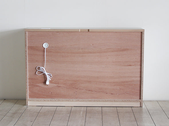 SIDE BOARD