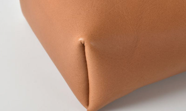 TISSUE COVER Oiled Leather