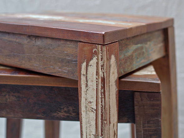 RECYCLE WOOD STOOL