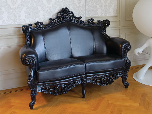 louis B loveseat