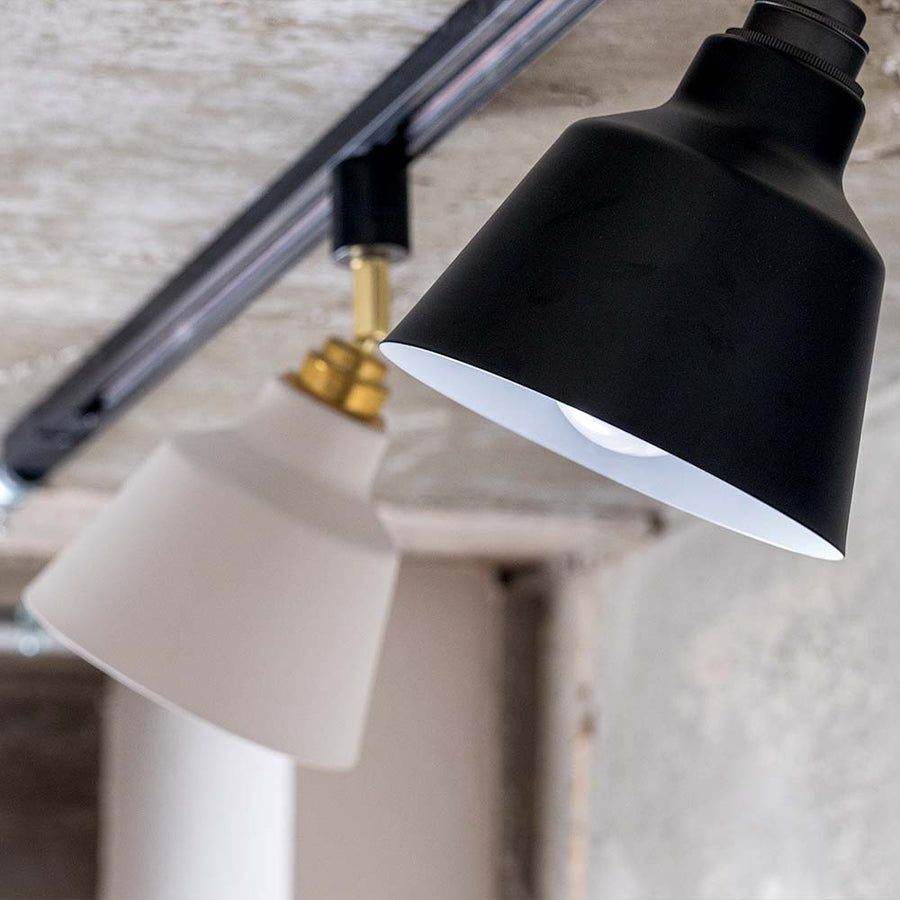 Corat Duct Black/White