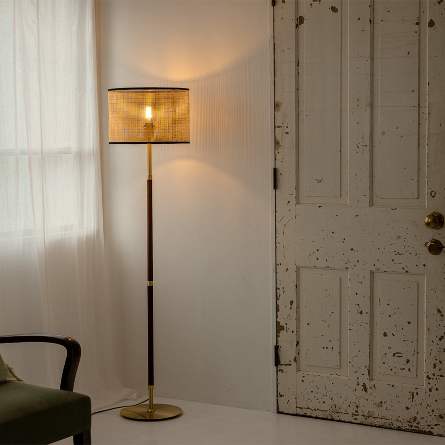 1 Light Floor Light Balinese