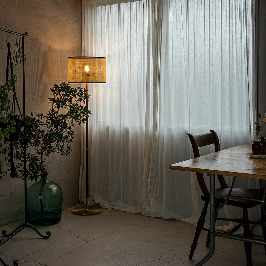 1 Light Floor Light Balinese