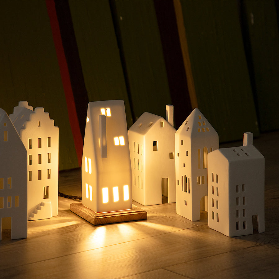 LIGHT HOUSE LAMP Gable