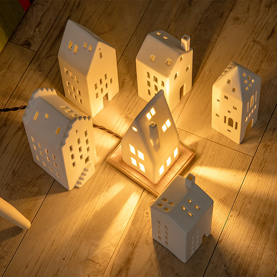 LIGHT HOUSE LAMP Gable