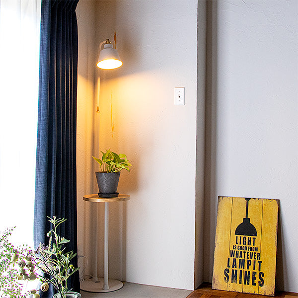 Cornish Korat Floor White