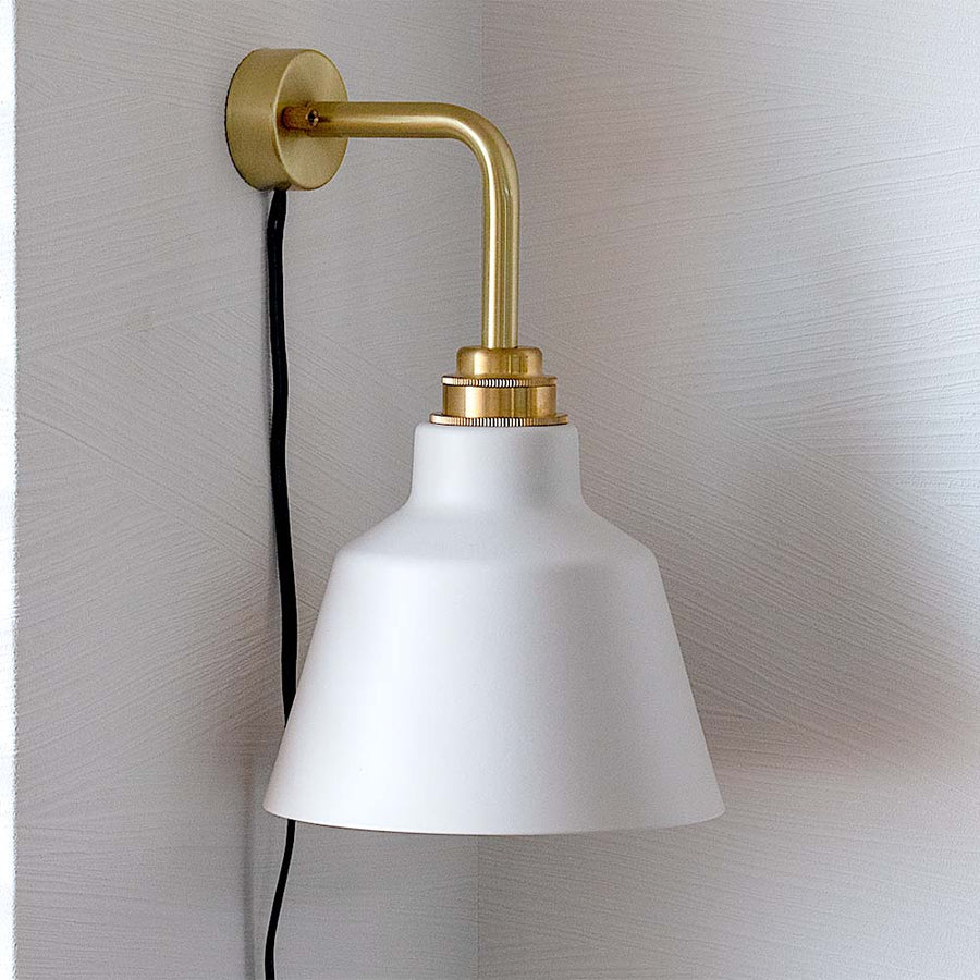 Liancolatwall S White