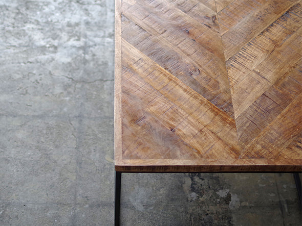 HERRINGBONE TABLE