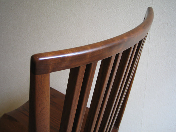 DINING CHAIR