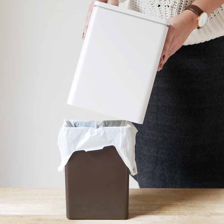 Tubelor Medium Flap Sealed Sanitary Trash Can, Gray