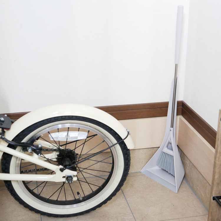 Sweep Compact White Gray