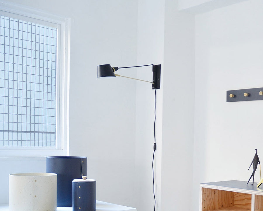 PIVOT SCONCE