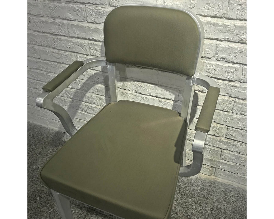 MORGAN ARM CHAIR OLIVE GREEN モルガンアームチェア オリーブグリーン
