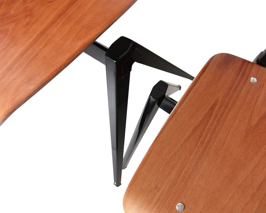 S.21 Stacking Chair Black ガルファニタス