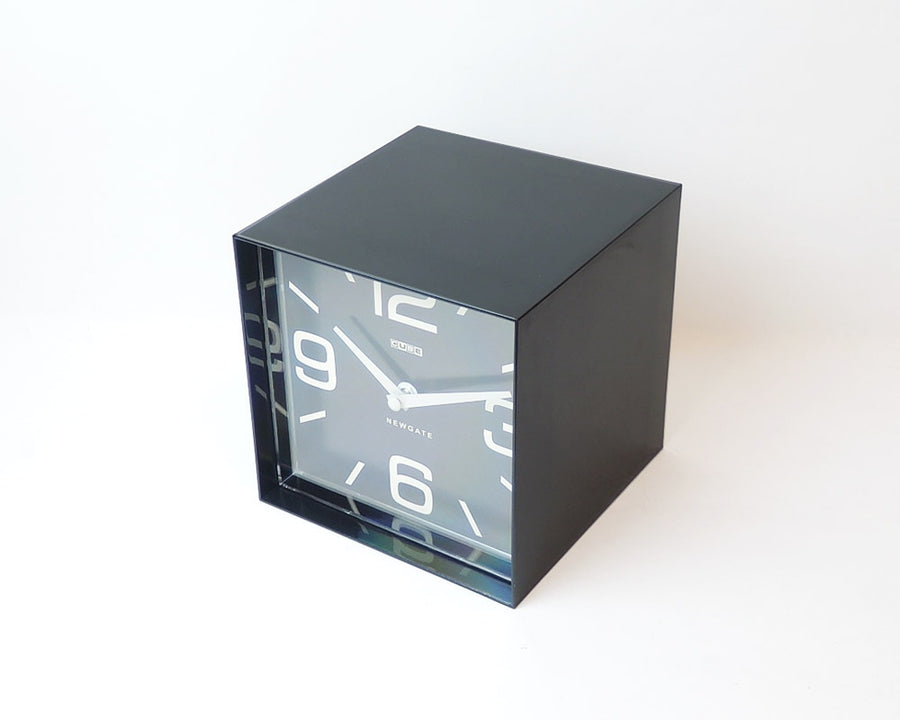 Retro Cube Clock Retro Cube Clock