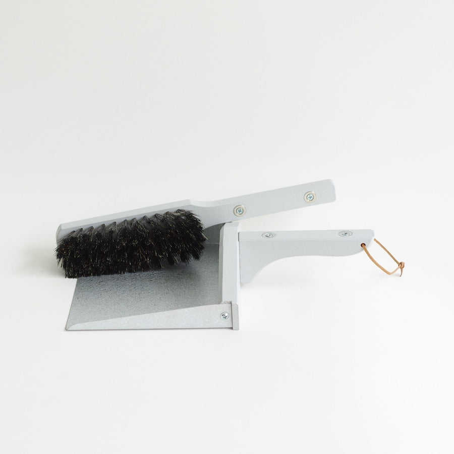 Reszta Magnetic Brush Set, Natural