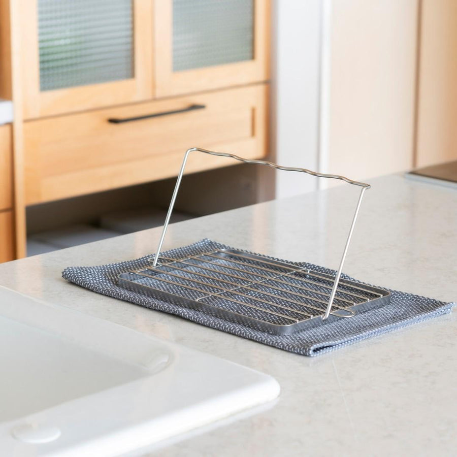 bws SELECTION Jug Bottle Stand for a Clean and Relaxing Life