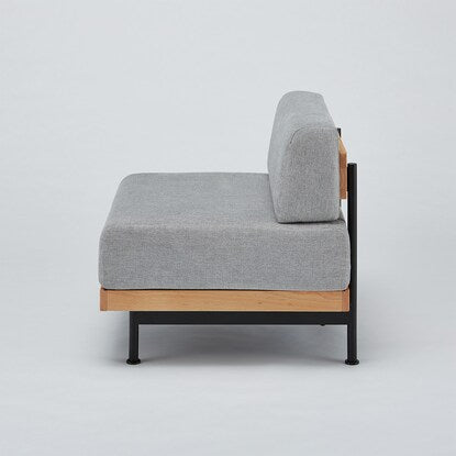 1-seater sofa (Tools for a new way of living by BEAMS DESIGN)