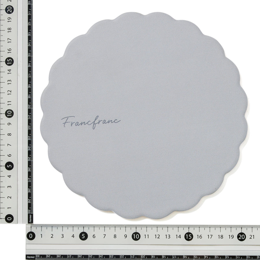 Trivet M Ruffle Logo Grey