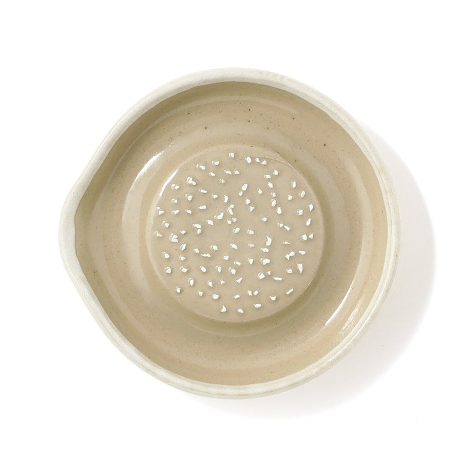 Hare to Ke Iwami ware grater S White