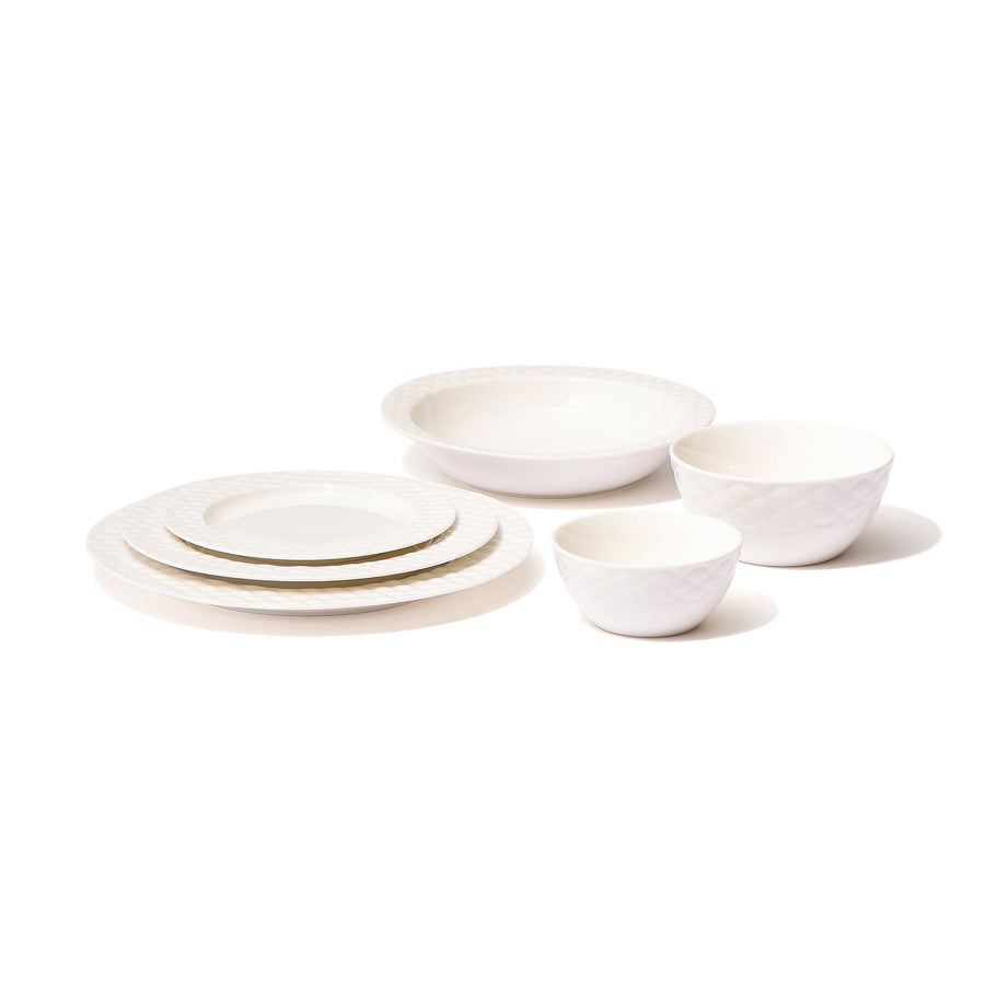 Blanche Plate S Cross White