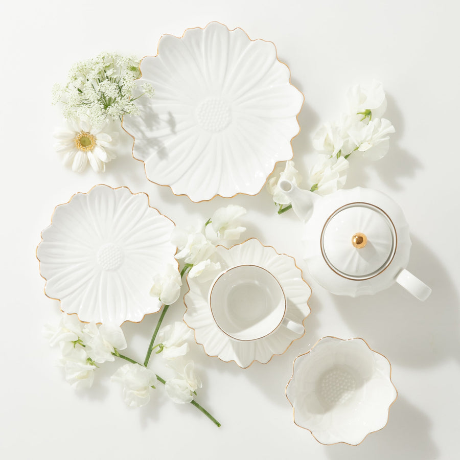 Flower motif cup and saucer, white