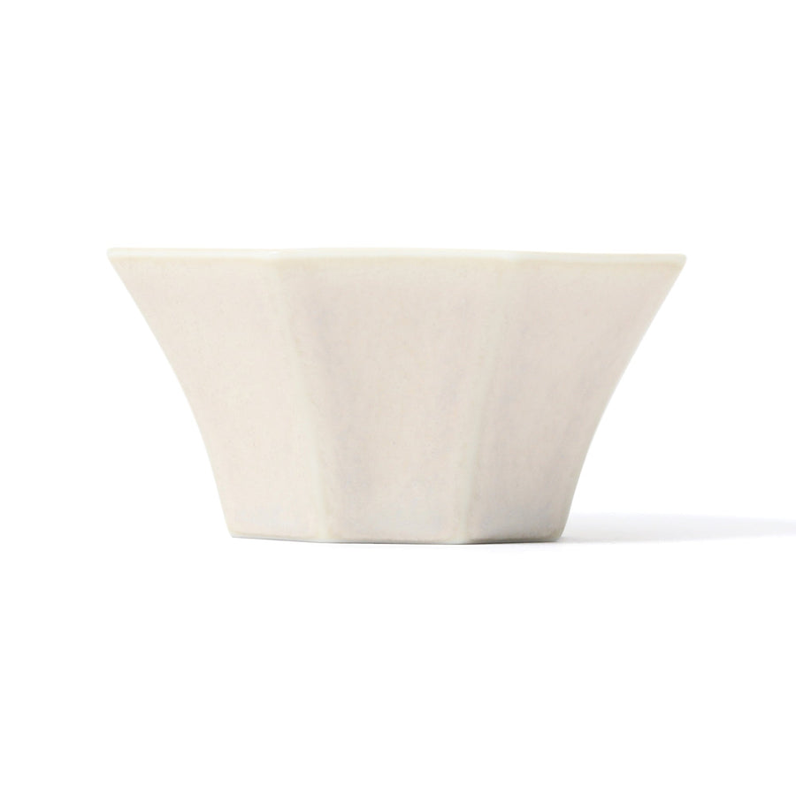 Mino ware small bowl, octagonal, ivory