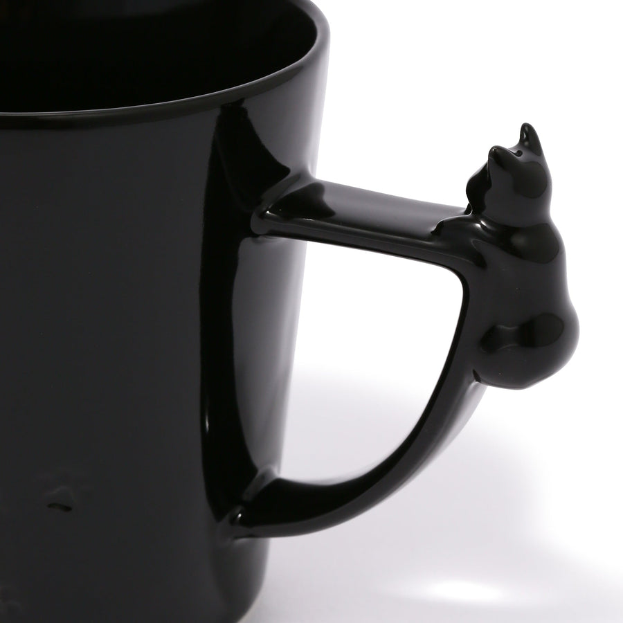 Cat Figure Mug Black