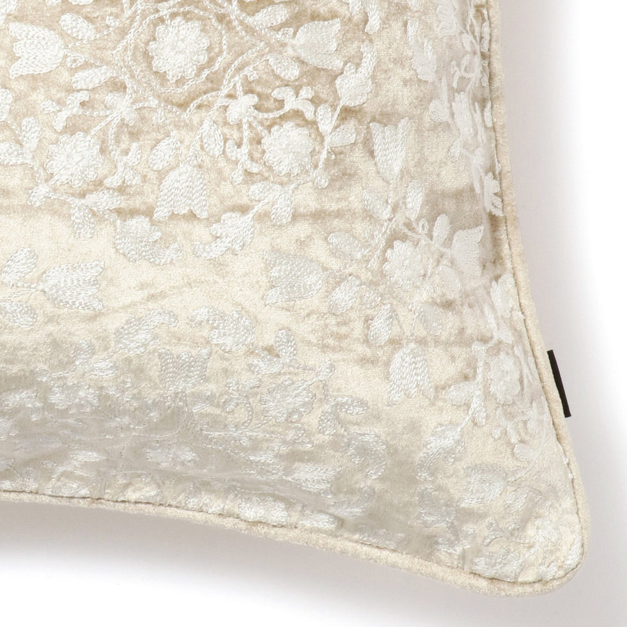 EMBオーナメント クッションカバー 450×450 ベージュ（B-049）