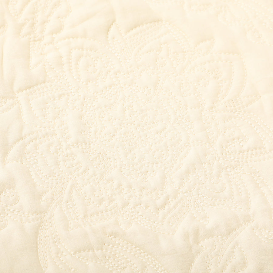 ダマスクキルト クッションカバー 450×450 ホワイト（095）