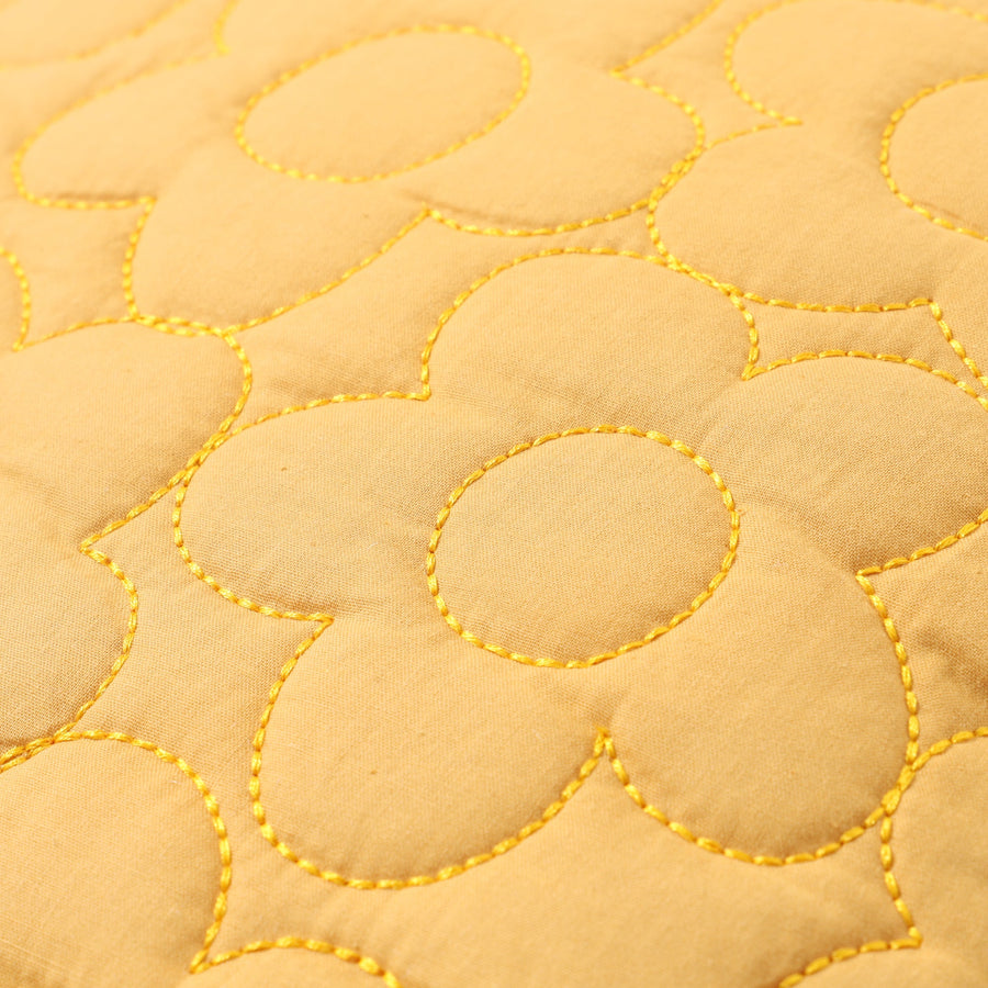 キルトフラワー クッションカバー 450×450 イエロー（A-019）