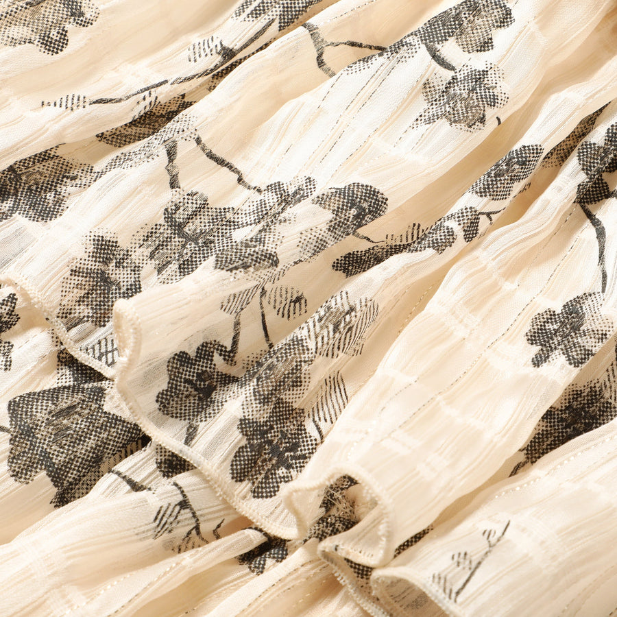 フラワーフリル クッションカバー 450×450 アイボリー×ブラック（050）