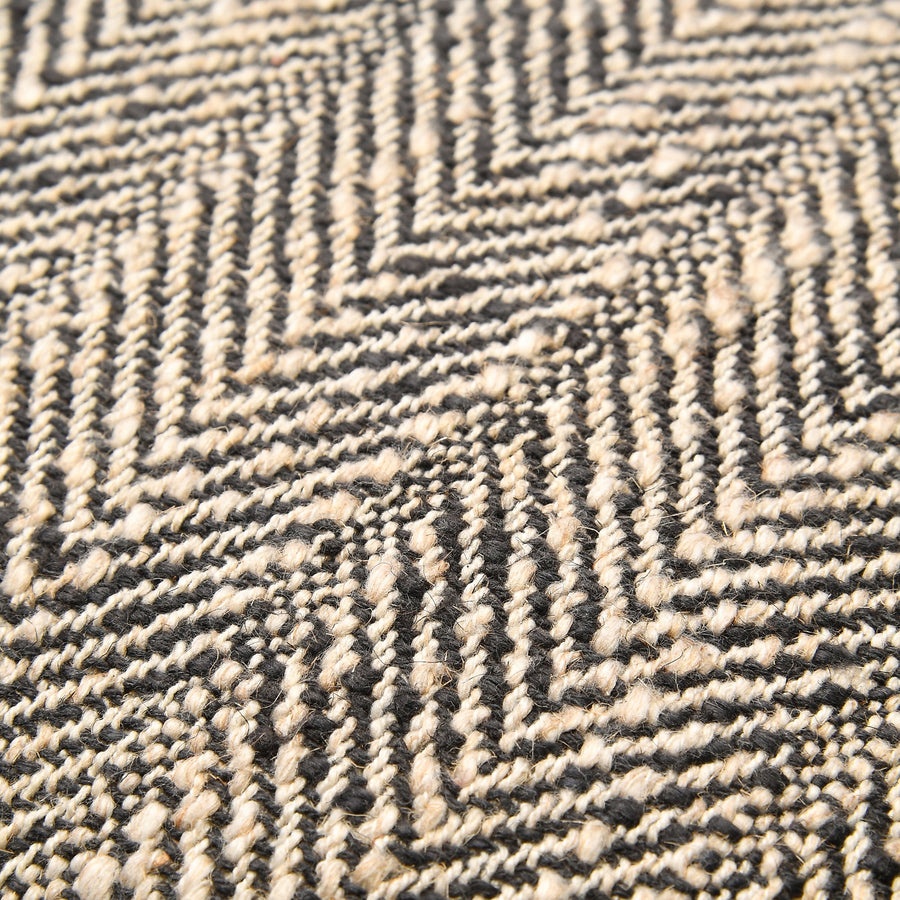 へリンボンフランジ クッションカバー 45×45 ブラック（079）