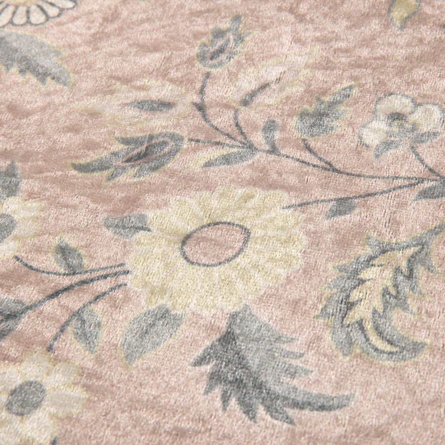 Lafine Rug S Pink 1400 x 1000