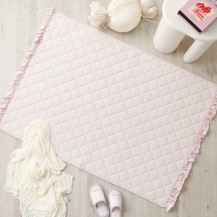 ひんやり キルトラグ フリル S 1400×1000 ライトピンク