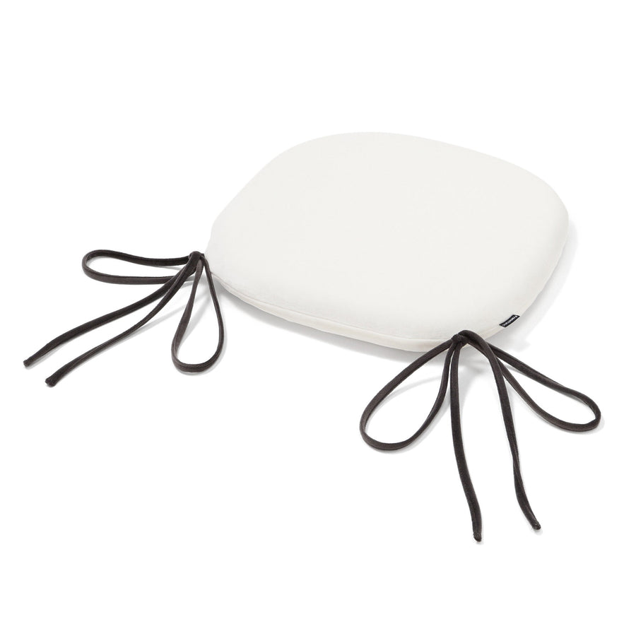 ロングリボン チェアシートクッション アイボリー×ブラック