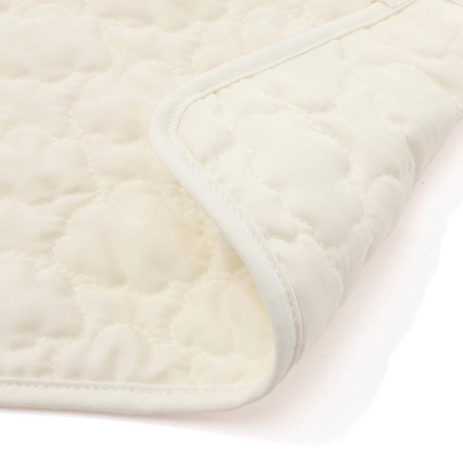 キルティング ミニランチマット くも ホワイト