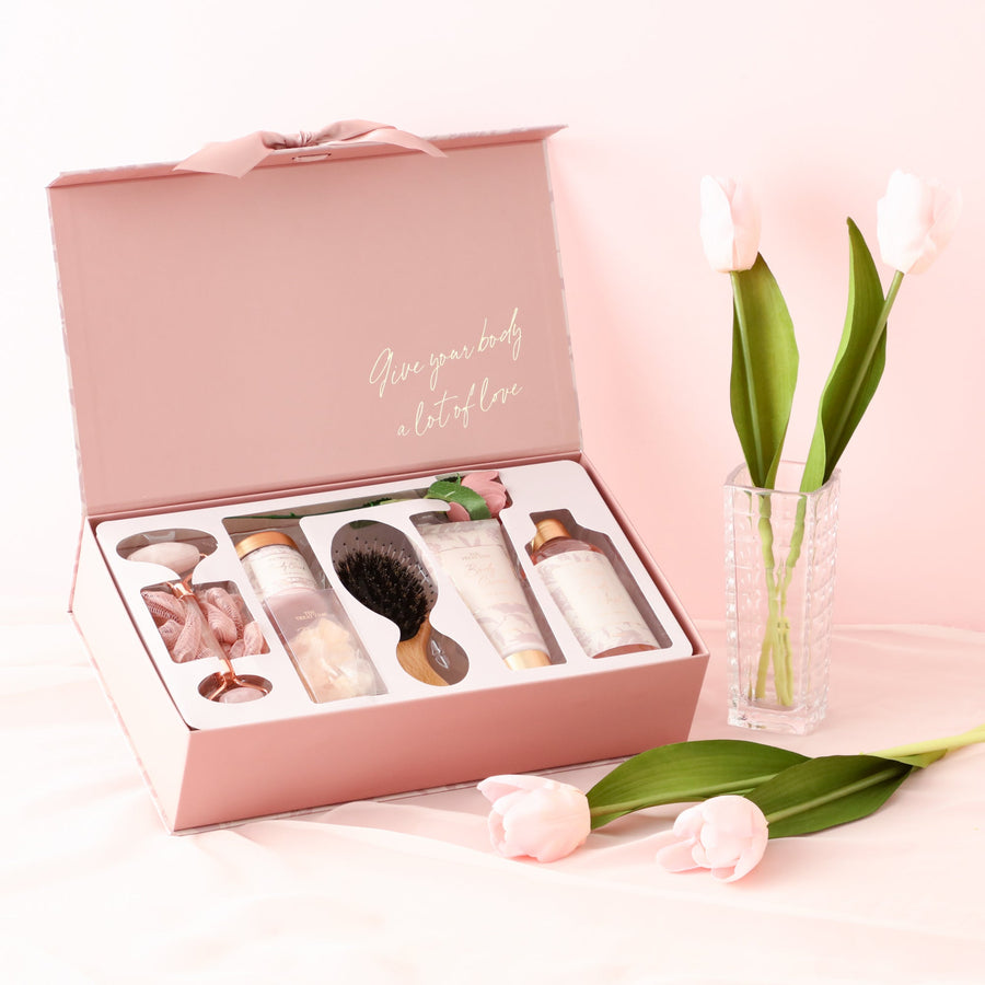 The Treat Time Body Care Gift Set LL (Rose &amp; Soap Scent)