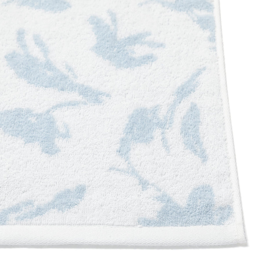 Vale Set Bath Towel Natural Flower Light Blue