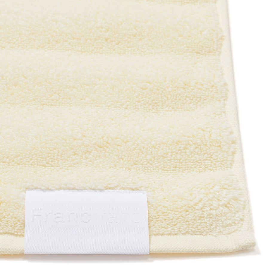 抗菌防臭 フラッフィーウェーブ バスタオル アイボリー