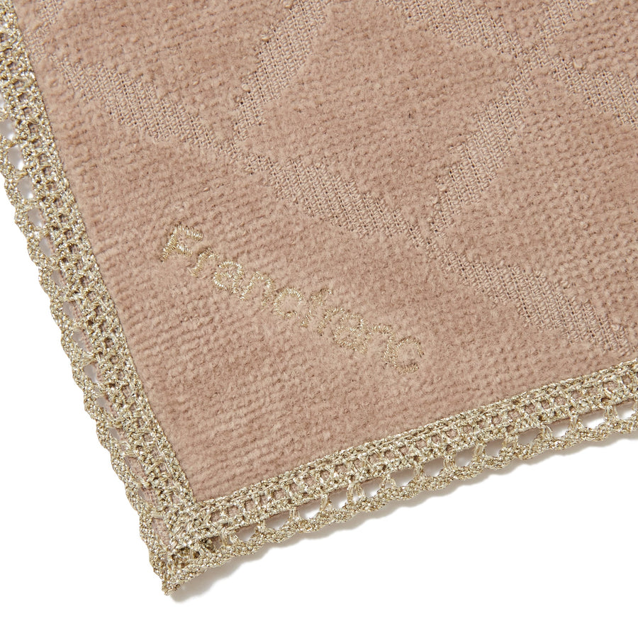 Quilt x Lace Handkerchief Beige