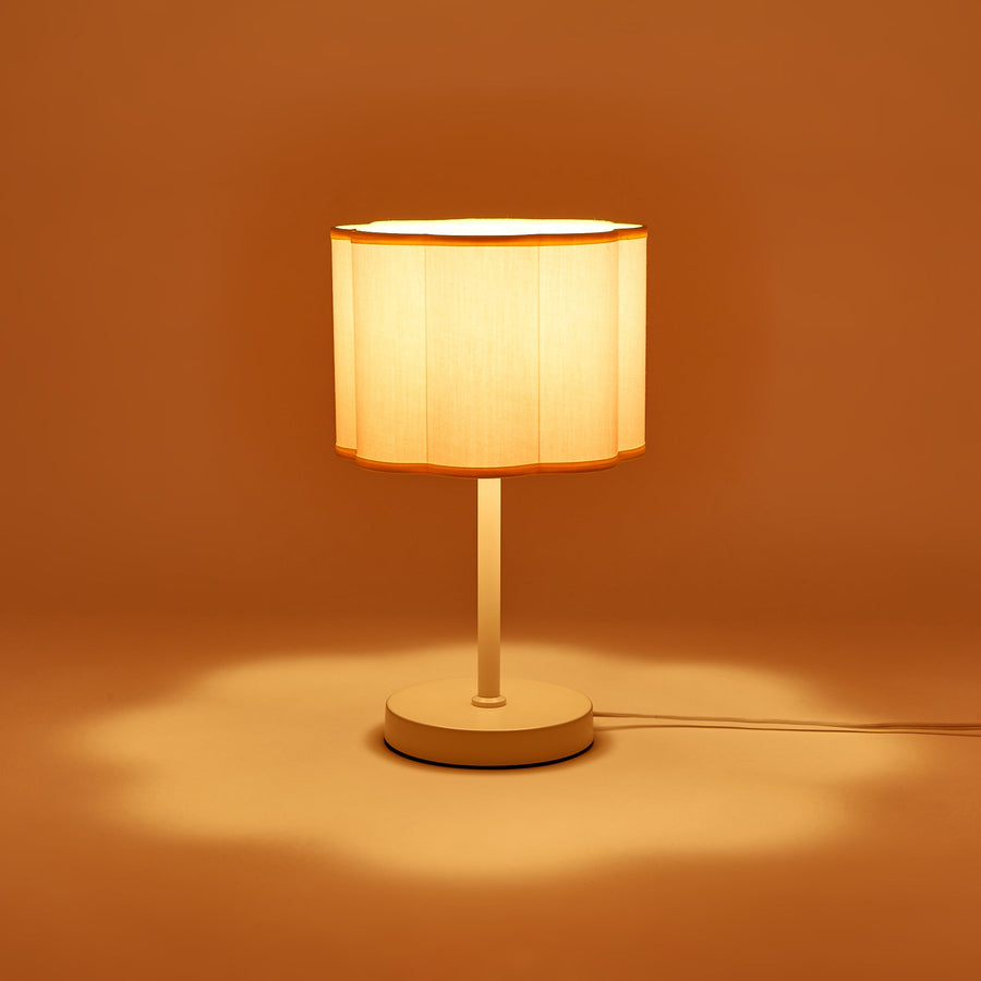 スカラップ テーブルランプ ピンク