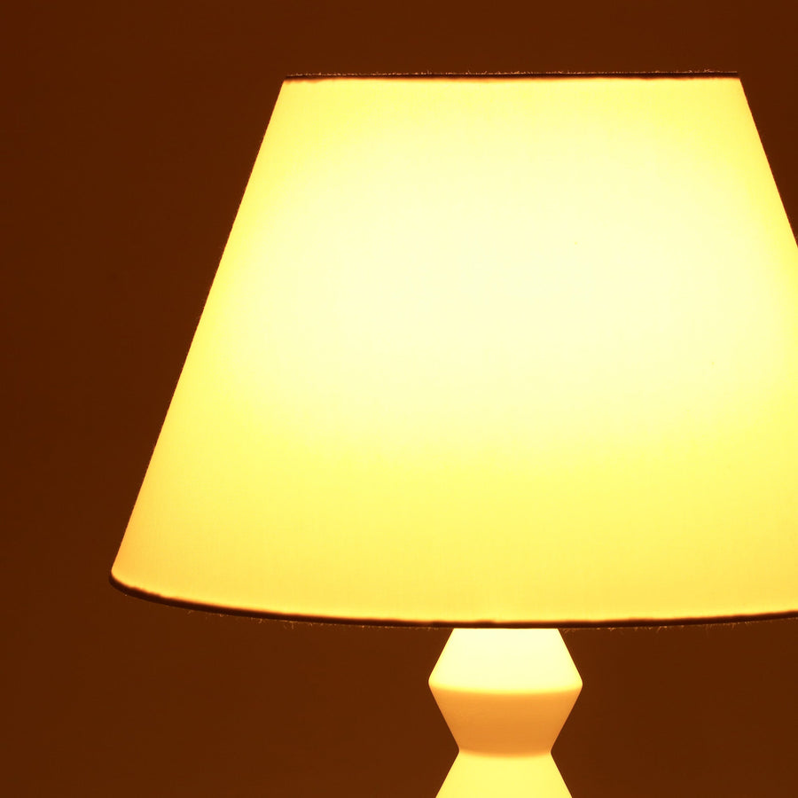 オブジェフロアランプ ホワイト