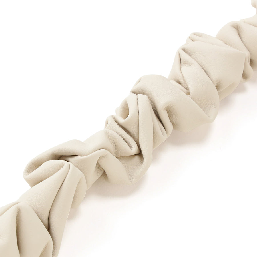 スマホストラップになるUSBケーブル アイボリー